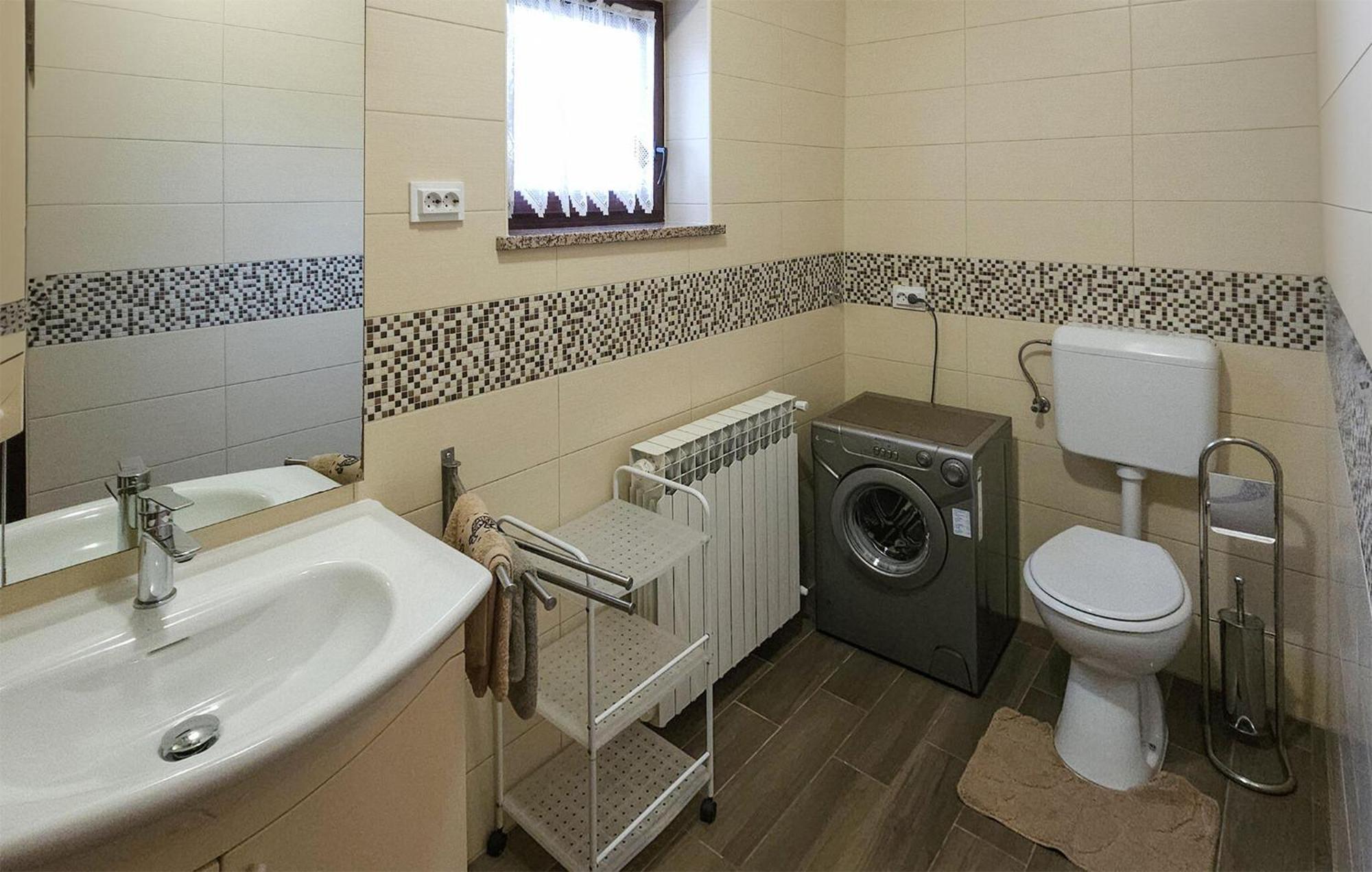 Beautiful Apartment In Porec With Wifi Exterior photo